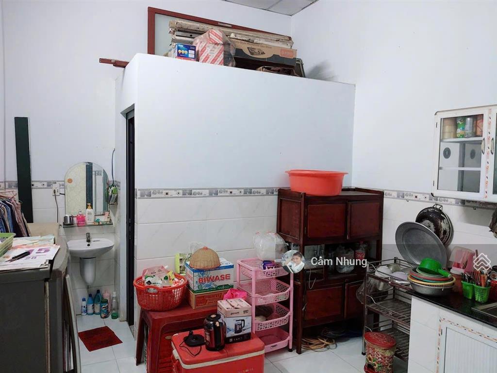 Vĩnh phú 27  bán căn nhà cấp 4 và 4 phòng trọ phía sau, dt 354m2, giá 8tỷ6,  0908 002 ***