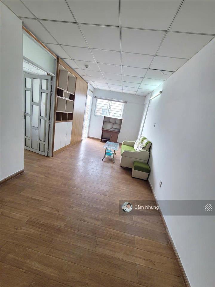 Cho thuê căn hộ ehome 4 block c1 new 100%  nội thất cơ bản  giá 4tr/1 tháng,  0908 002 ***