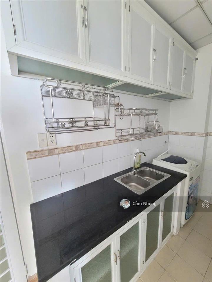 Cho thuê căn hộ ehome 4 block c1 new 100%  nội thất cơ bản  giá 4tr/1 tháng,  0908 002 ***