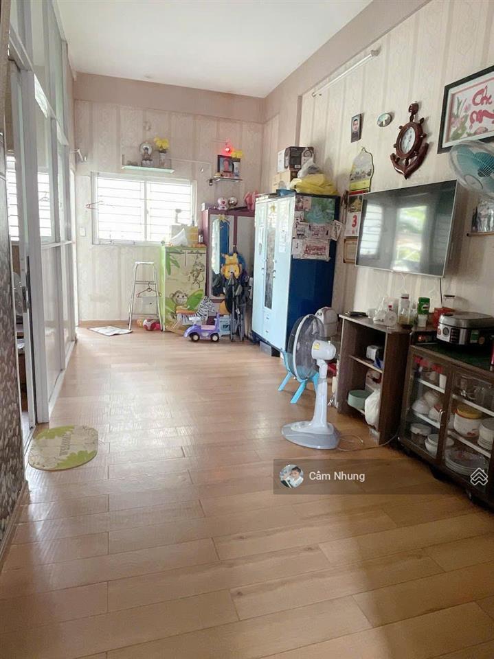 Cho thuê căn trệt, ngay góc 41m² tháng mát, giá 4tr/tháng, ở ngay,  0908 002 ***