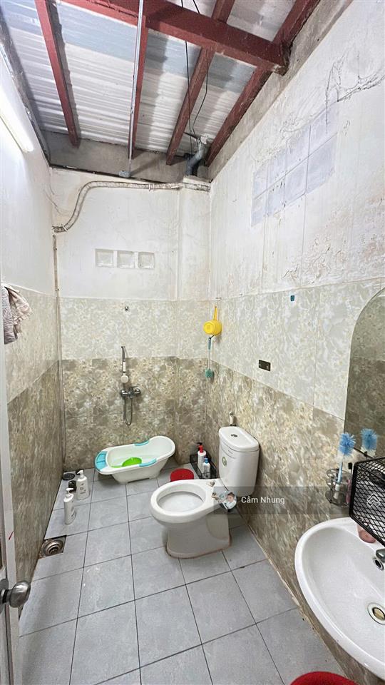 Cho thuê nhà nguyên căn 100m2 full nội thất  dt 100m2, giá 8tr5/1tháng,   0908 002 ***