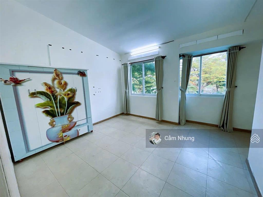 Cho thuê căn góc nhà phố liền kề  86m²  giá 7tr/1 tháng,   0908 002 ***