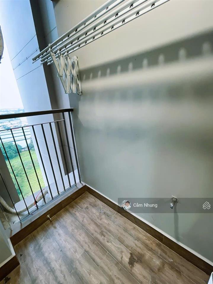 Bán ngay căn opal tầng 17  block a  shr, giá 2tỷ250, dòng tiền 5tr/thg,   0908 002 ***
