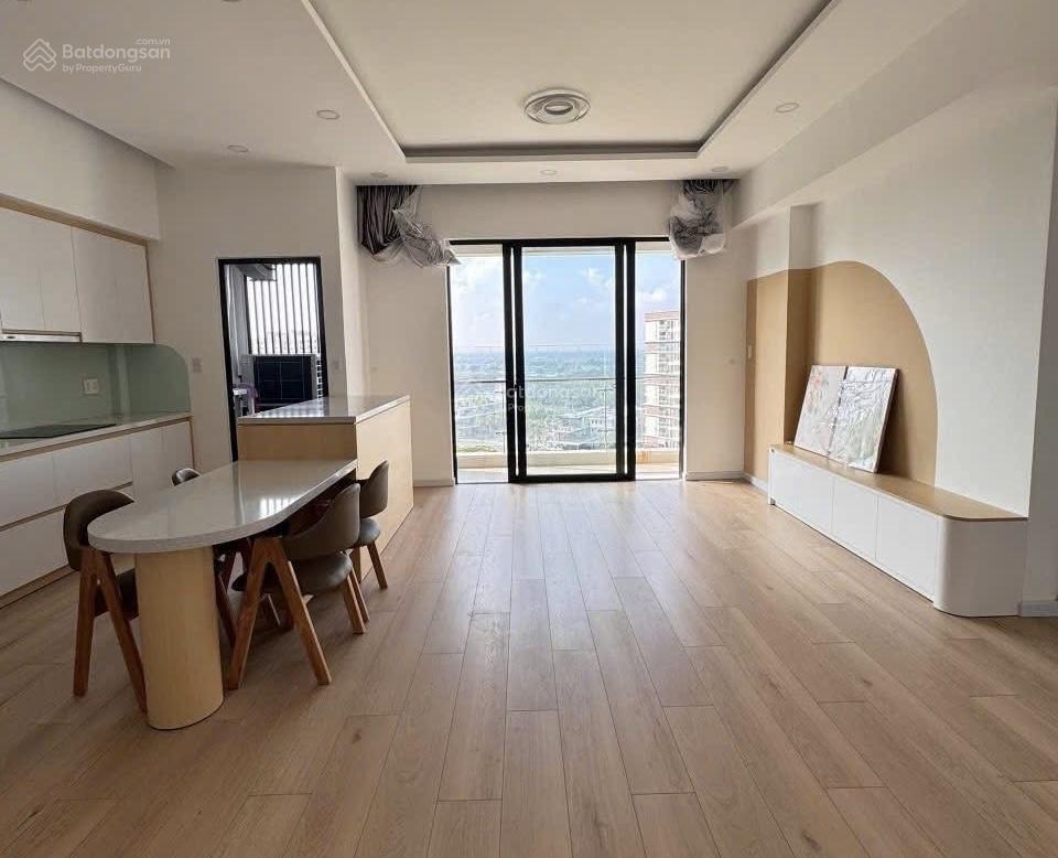 Cần bán căn hộ mizuki park 3pn 2wc 107m2 hướng mát full nội thất đã có sổ hồng