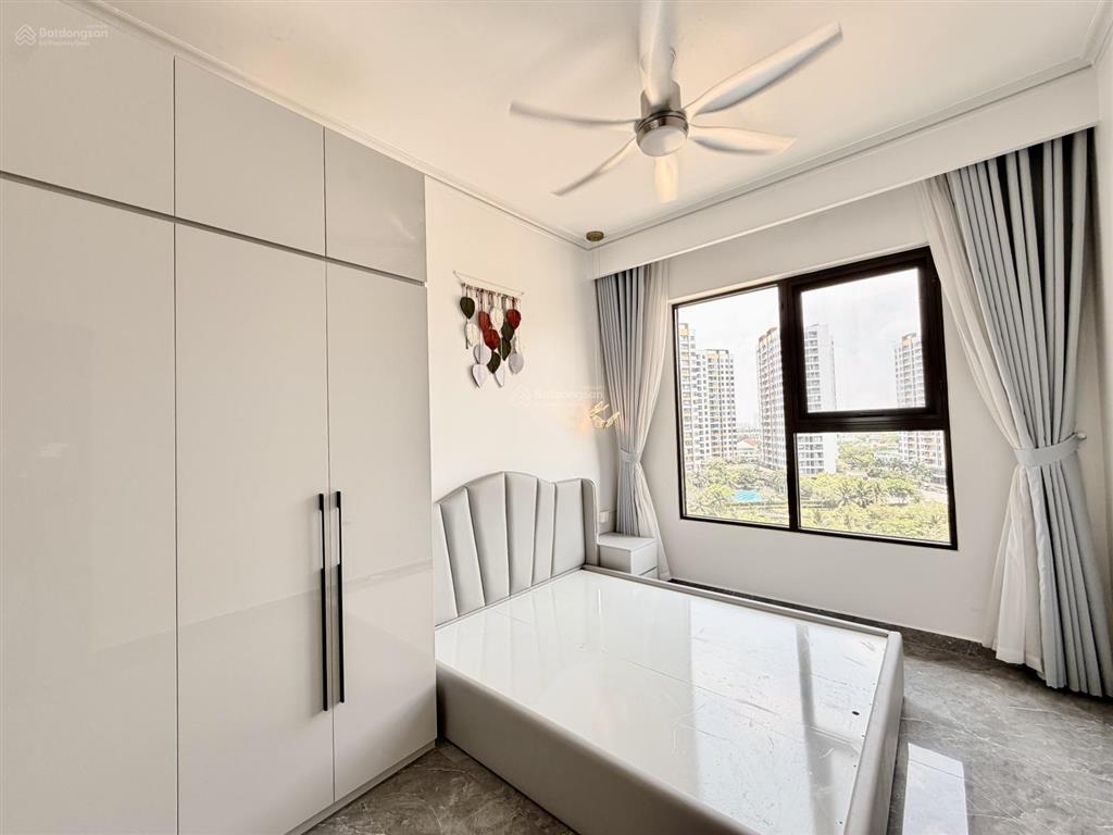 Cần bán căn 2pn2wc 85m2 full nội thất toà panorama chung cư mizuki park