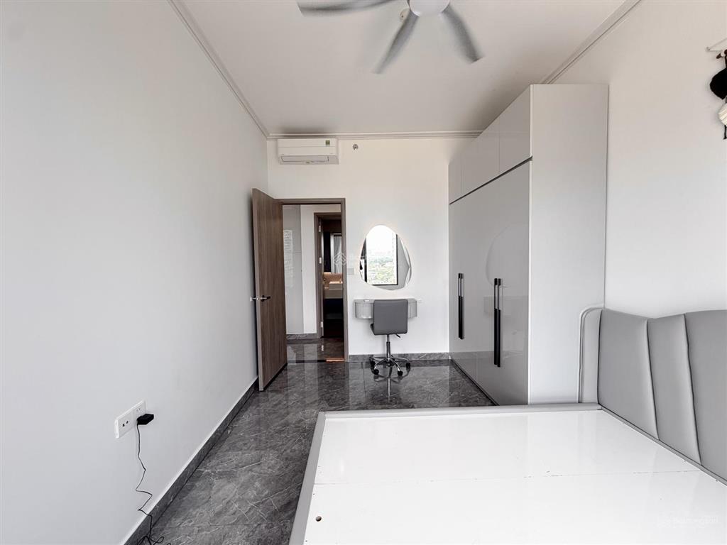 Cần bán căn 2pn2wc 85m2 full nội thất toà panorama chung cư mizuki park