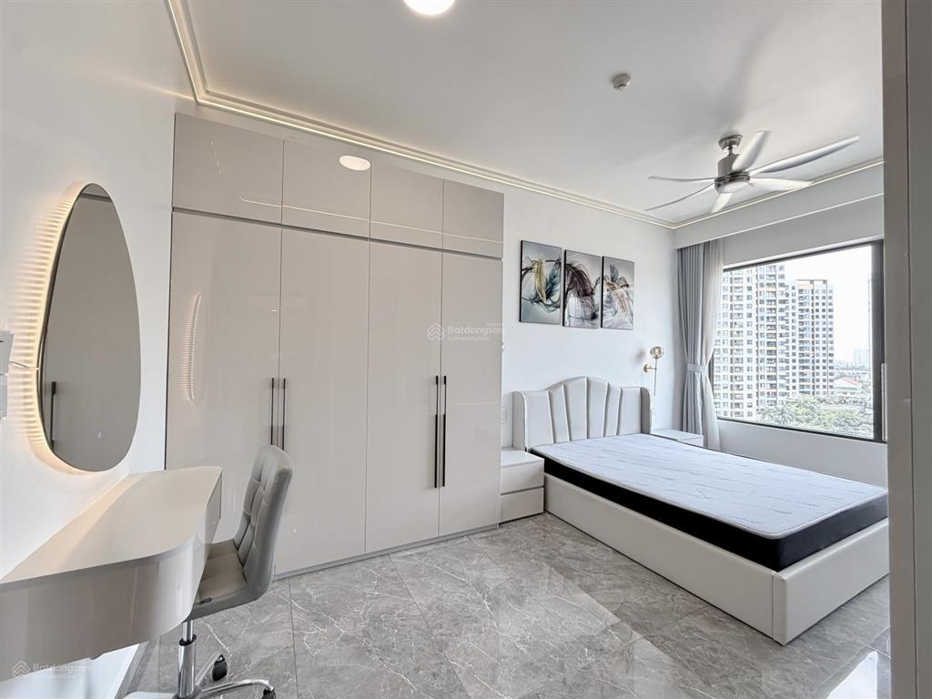 Cần bán căn 2pn2wc 85m2 full nội thất toà panorama chung cư mizuki park