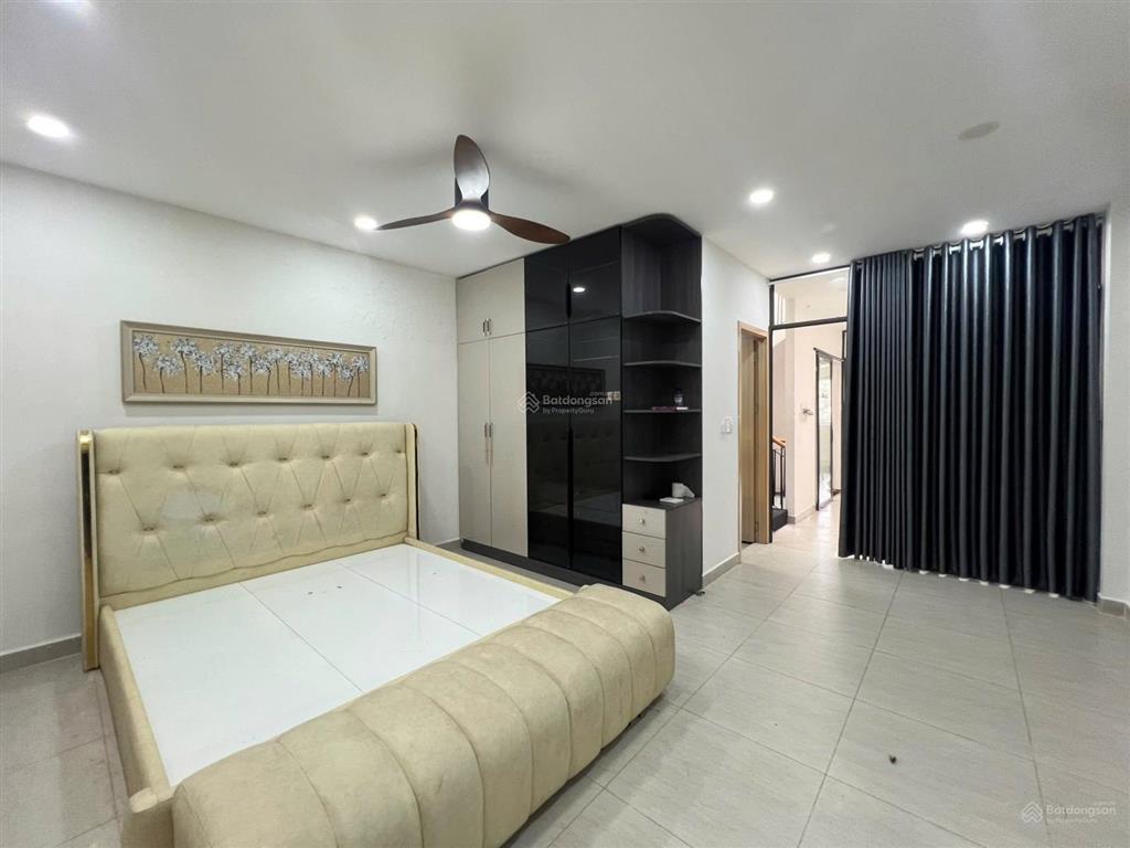 Bán nhà phố valora mizuki park gần full nội thất giá 10 tỷ sổ hồng riêng