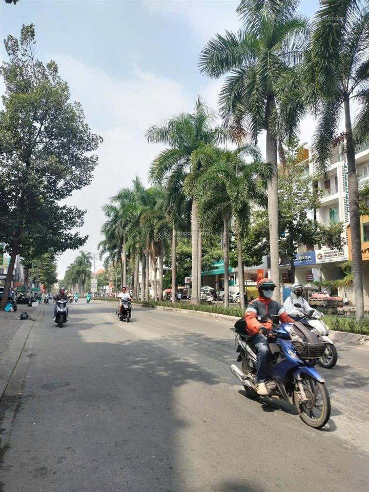 Bán nhà góc 2mt đường hoàng trọng mậu,kdc him lam,phường tân hưng,q7,trục chính sang quận 1 và 4