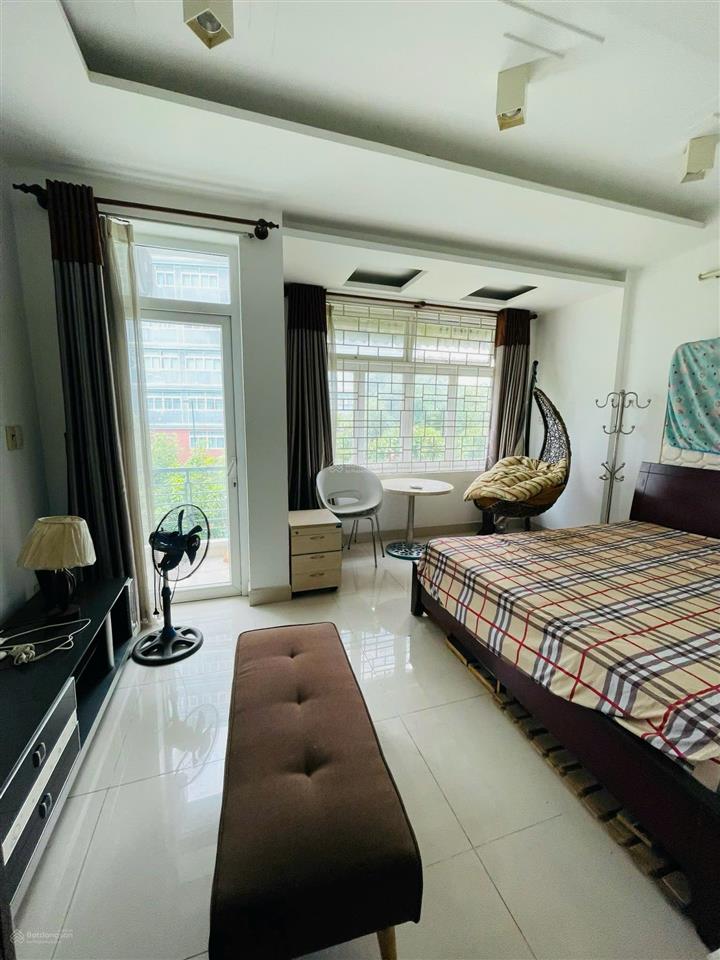Hàng tốt giá rẻ. khu vip him lam, sát bên q4, nhà có hầm giá 21,5tỷ
