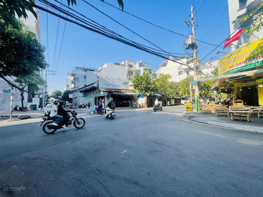 Góc 2mt đường 79 kinh doanh đông..kv xây cao tầng 1 hầm 7 tầng..giá 76 tỷ tl