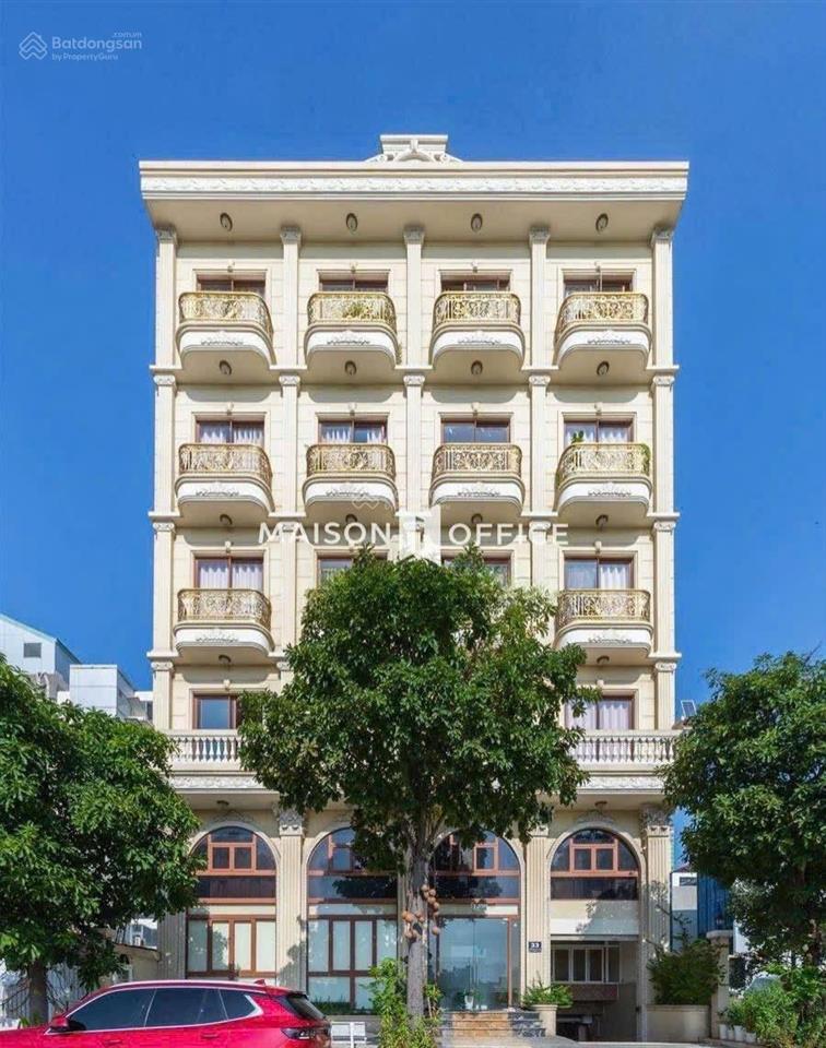 Hàng hiếm đường kinh doanh 10x20m. giá 43,7 tỷ. sát lotte mark q7