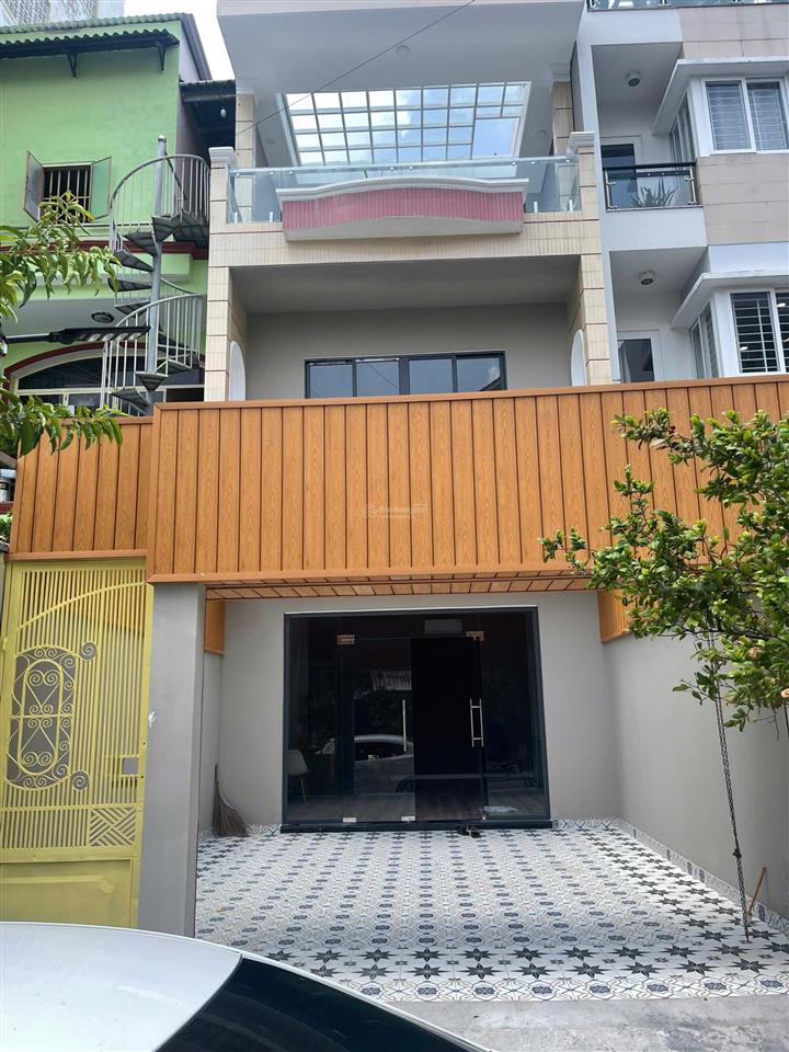 Ngang 5m, giá 18,5 tỷ mt đường 14m q7