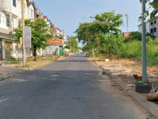 Nền 95m2 lộ nhựa đường cổng chợ khu công nghiệp bình minh (ngay cầu cần thơ) giá 1 tỷ 299
