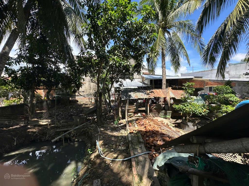 Đất mặt tiền bờ kè ngay trung tâm thị xã bình minh 614 m2 giá 6,2 tỷ