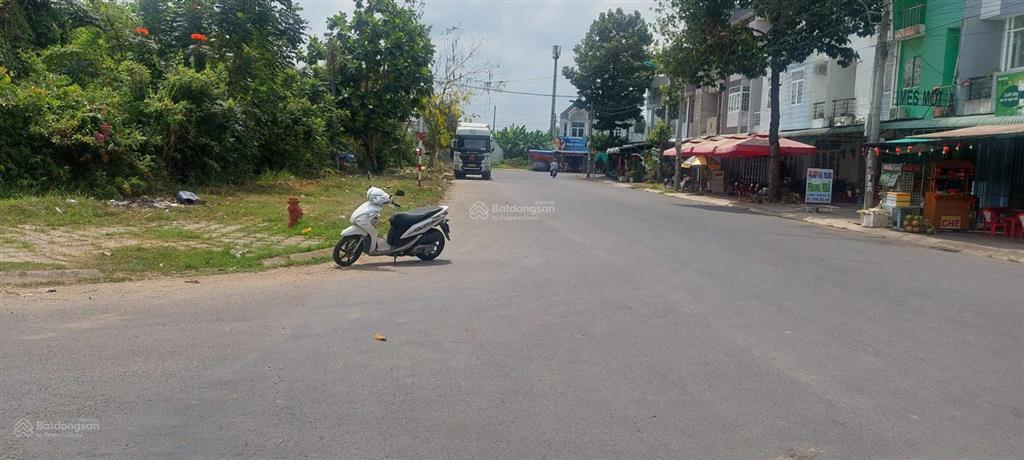 Nền 105 m2 trục chính khu công nghiệp bình minh (ngay cầu cần thơ) giá 1 tỷ 700