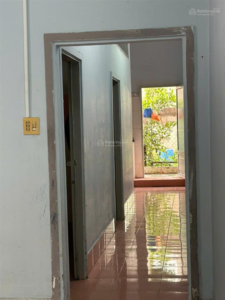 Nhà cấp 4 61 m2 tại kdc ao sen gần cầu vượt bình minh (cách cầu cần thơ 2km) giá 1,1 tỷ