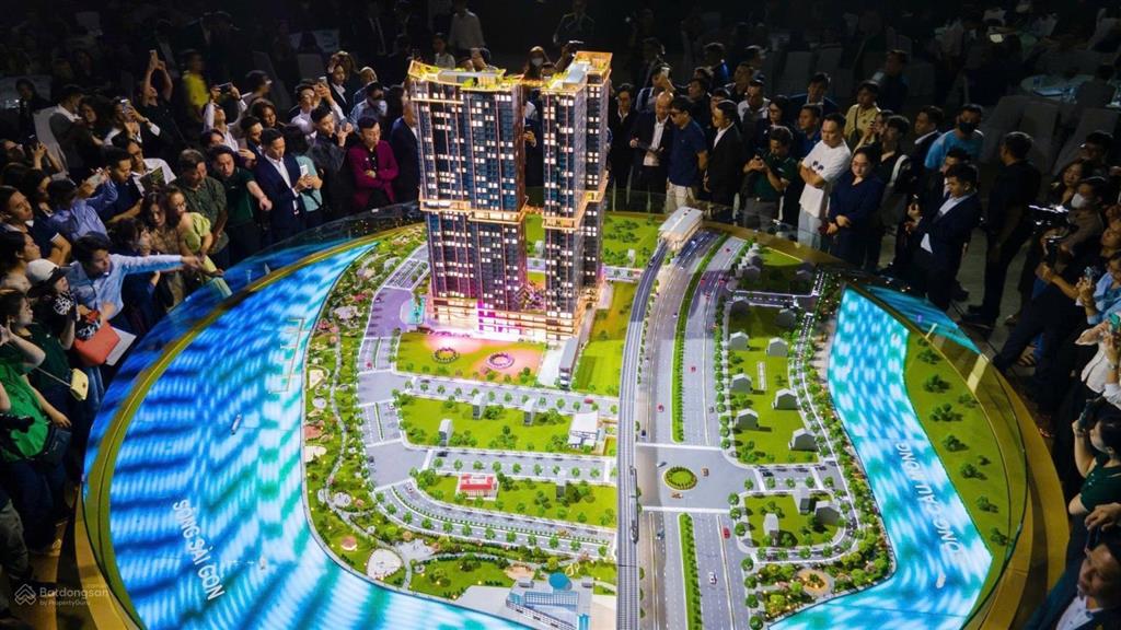Cđt mở bán căn 2pn master a02 tầng trung view landmark 81 full 10% ck