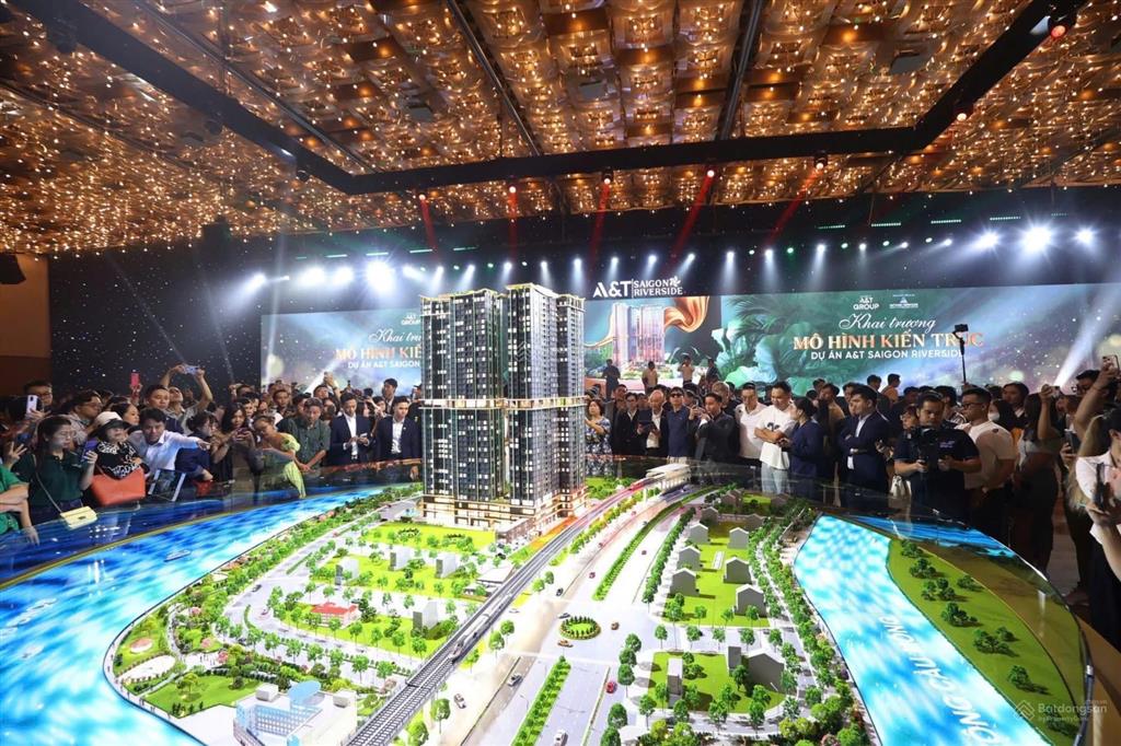 Cđt mở bán căn 2pn master a02 tầng trung view landmark 81 full 10% ck