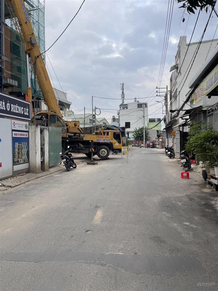 Bán nhà gấp dt 287m2 khu phố 4, phường hiệp thành quận 12, giá bao thấp nhất khu vực