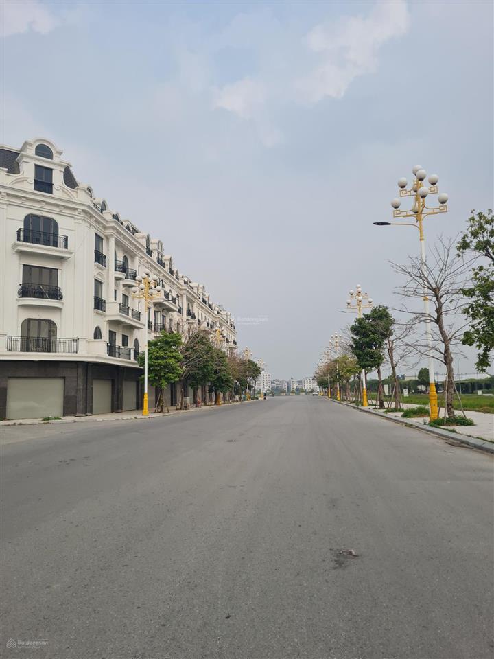 Bán lô 108m2 chân đế chung cư luxura vĩnh yên  vĩn phúc ( cũ )  phú thọ ( mới)