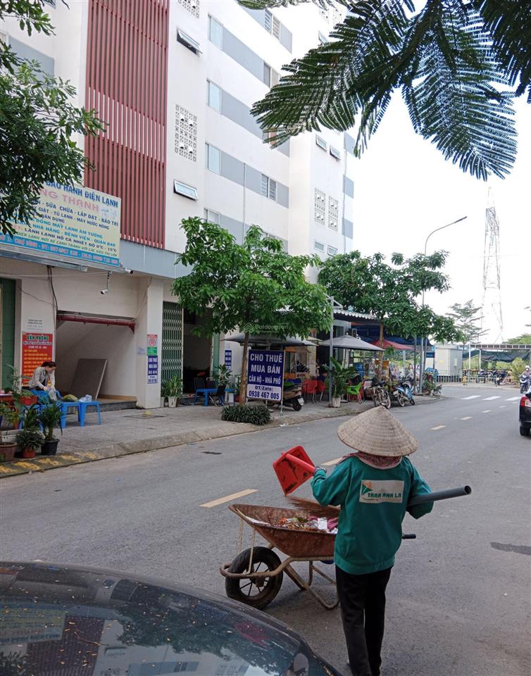 Chính chủ cần bán căn hộ view đẹp giá 430tr có thang máy
