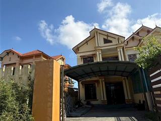 Bán nhà mặt phố quốc lộ 1a, 3,9 tỷ, 800m2, 4pn, 2wc, hướng tây nam