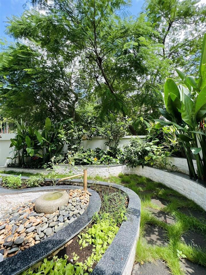 Bán biệt thự mới  hiện đại đông nam  thảo điền, q2 (dt 13x23m cn 299m2) hầm 4 tầng 6pn giá 88 tỷ