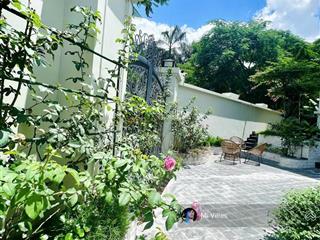 Bán biệt thự mới  hiện đại  đông nam thảo điền,q2 (dt 13x23, cn 299m2) hầm 4 tầng 6pn giá 88 tỷ