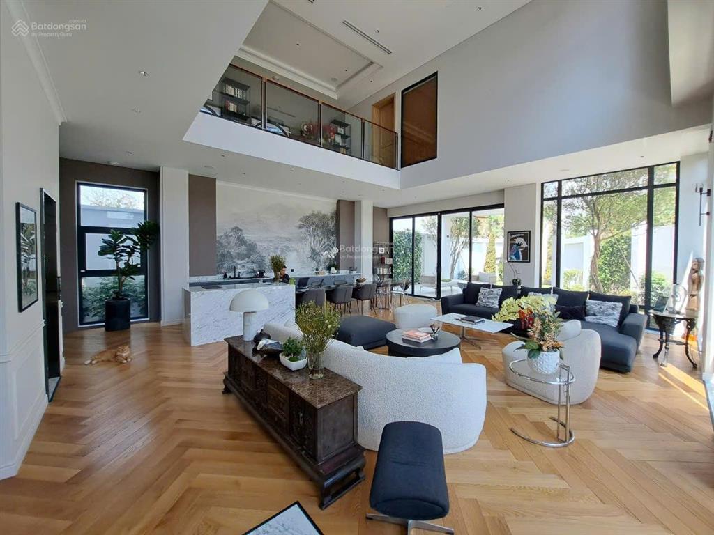 Cho thuê biệt thự nguyễn văn hưởng, dt 350m2 3 lầu 6pn nhà mới, nội thất đẹp, ở ngay, giá 80tr/th