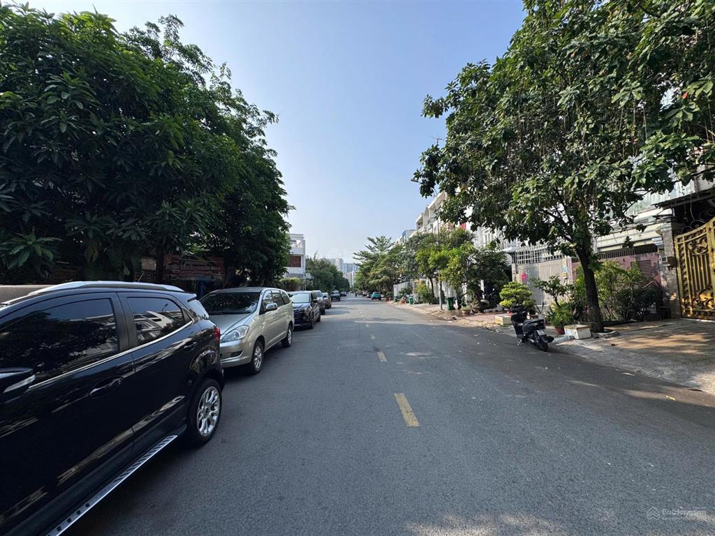 Chính chủ bán nhà đẹp  hiện đại mặt tiền bùi tá hán quận 2 dt 4x20, hầm 3t st giá 19 tỷ tl