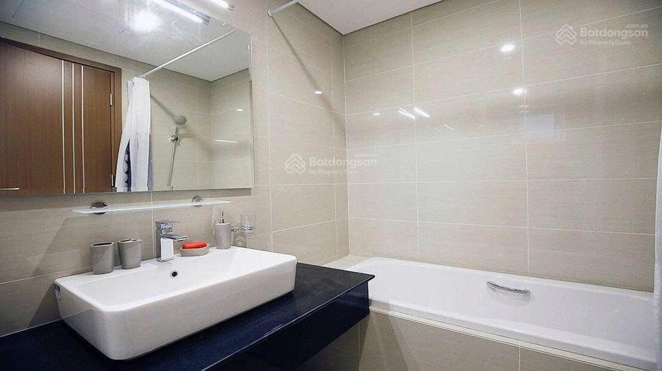 Cho thuê căn hộ 3pn tòa nhà l4 ciputra, 114m2, nội thất hiện đại, gía 31tr/th.  0904 481 ***