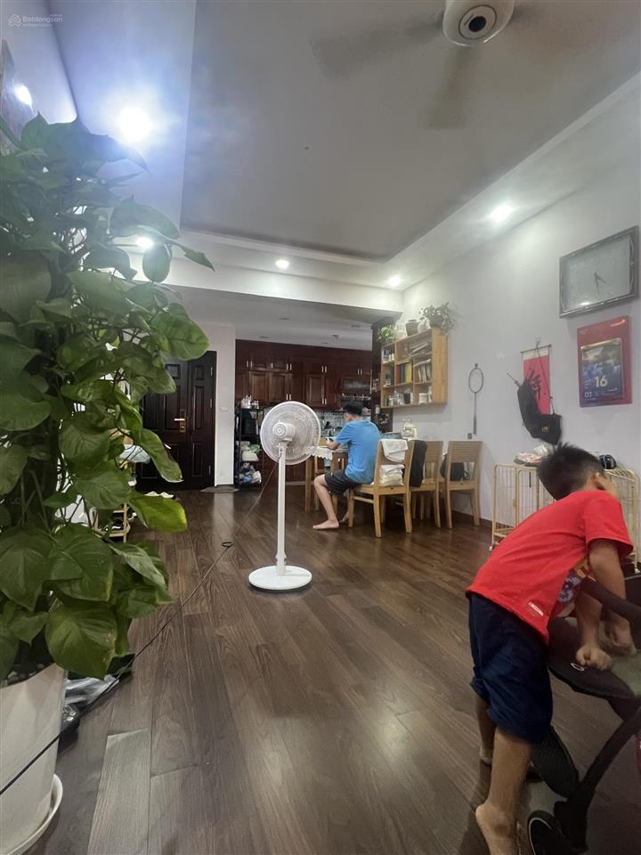 Chính chủ bán căn hộ cc tại ct2c1, ct2 xuân phương, 116m2, tầng và vị trí đẹp