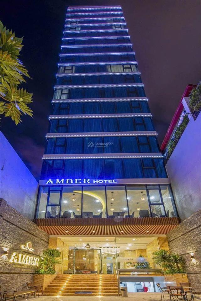 Bán khách sạn amber hotel đường biệt thự, tân lập nha trang, 18 tầng 44 phòng, dòng tiền 750tr/th