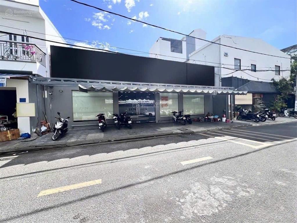 Cho thuê mặt bằng vip mặt tiền khu bàn cờ, 400m2 ngang 15m, hợp kinh doanh showroom, siêu thị