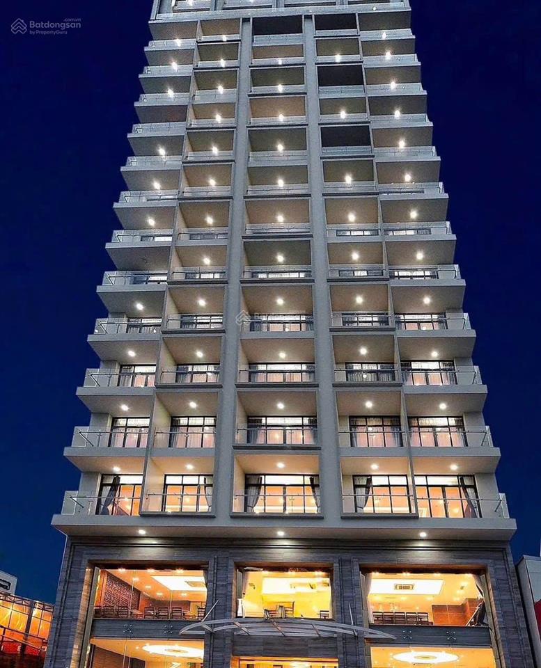 Bán khách sạn 103 phòng mặt biển phạm văn đồng vĩnh hòa, nha trang, 1 hầm 19 tầng hơn 300m2