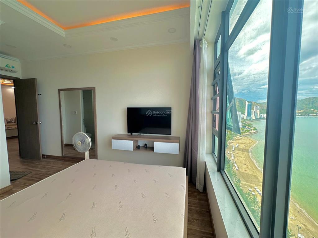Bán căn hộ mường thanh viễn triều, 2pn view biển, đang cho thuê 20tr/tháng, mua có ngay dòng tiền