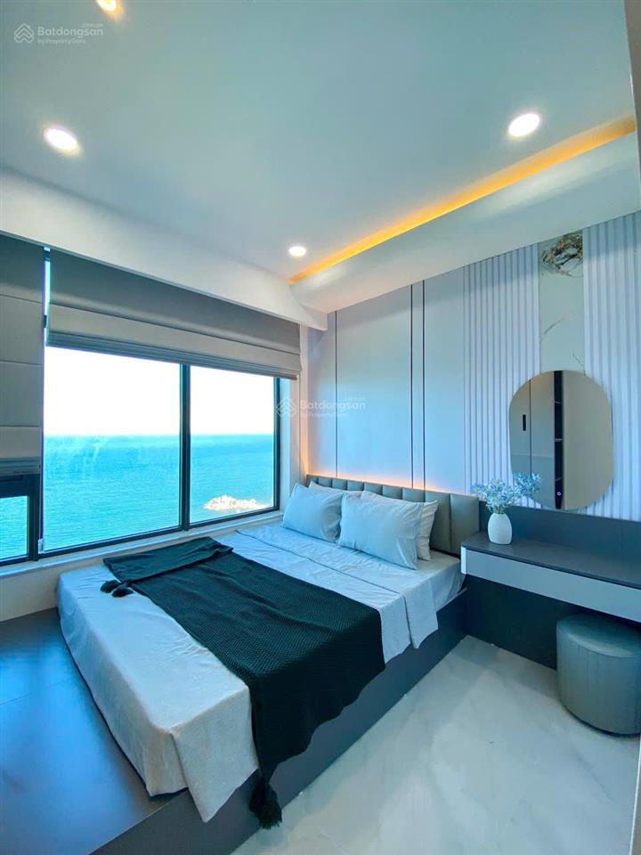 Bán căn panorama, tầng 36, view biển, ban công riêng view biển thoáng, full nội thất cao cấp