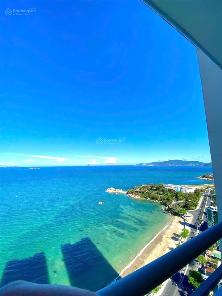 Bán căn panorama, tầng 36, view biển, ban công riêng view biển thoáng, full nội thất cao cấp