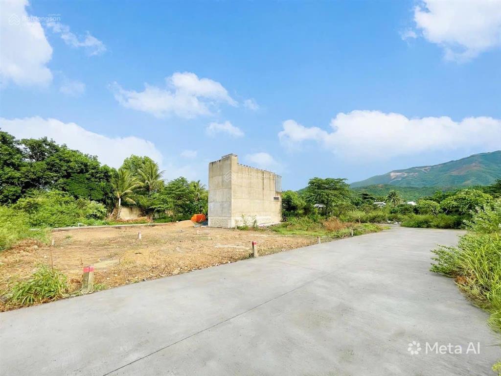 Lô đất đẹp giá tốt vĩnh điềm thượng tây nha trang, gần trục d30