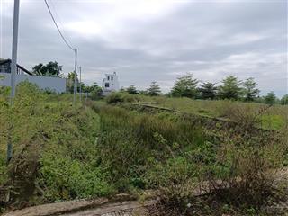 Chủ cần tiền bán lô biệt thự sentosa giá 4tỷ. ngang 10m2, giá rẻ nhất dự án. mặt sau thoáng mát