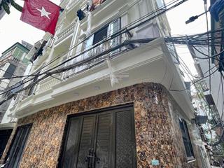 Bán nhà đội cấn. dòng tiền 900tr/năm. gà đẻ trứng vàng lô góc. mới tinh 60m x 7 tầng 22.2 tỷ. có tl