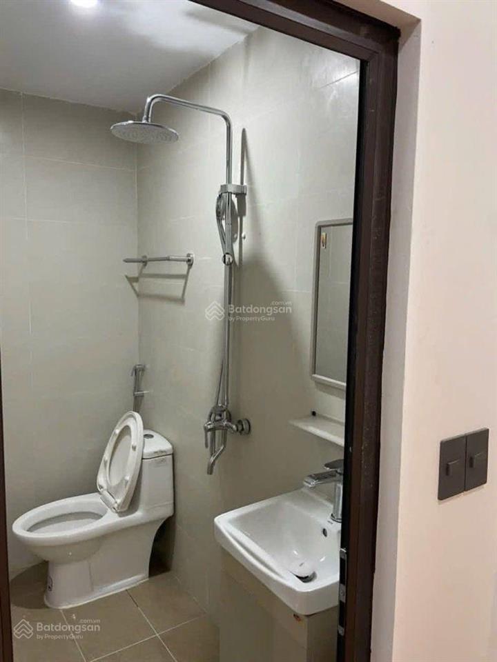 Giá rẻ bất ngờ chỉ 1,4tr có phòng đơn full ban công. không chung chủ ở ô chợ dừa, đống đa, hn