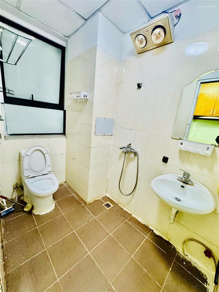Chính chủ bán nhà chung cư resco phạm văn đồng 60m. tầng trung giá 4,8 tỷ. có tl