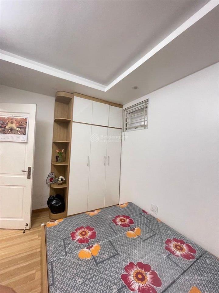 Phòng trọ cho thuê chính chủ ở văn cao. thuỵ khuê. ba đình hn chỉ 1,6tr