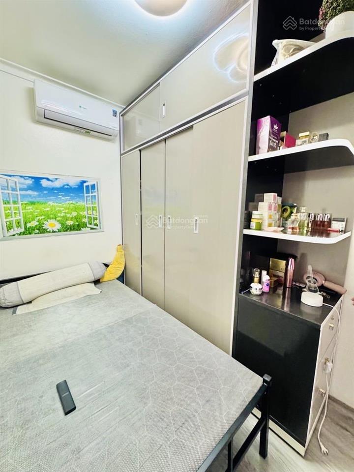 Cho thuê phòng trọ đơn full đồ nội thất. khoá vân tay. giờ tự do. ở thuỵ khuê, văn cao chỉ 1,5tr