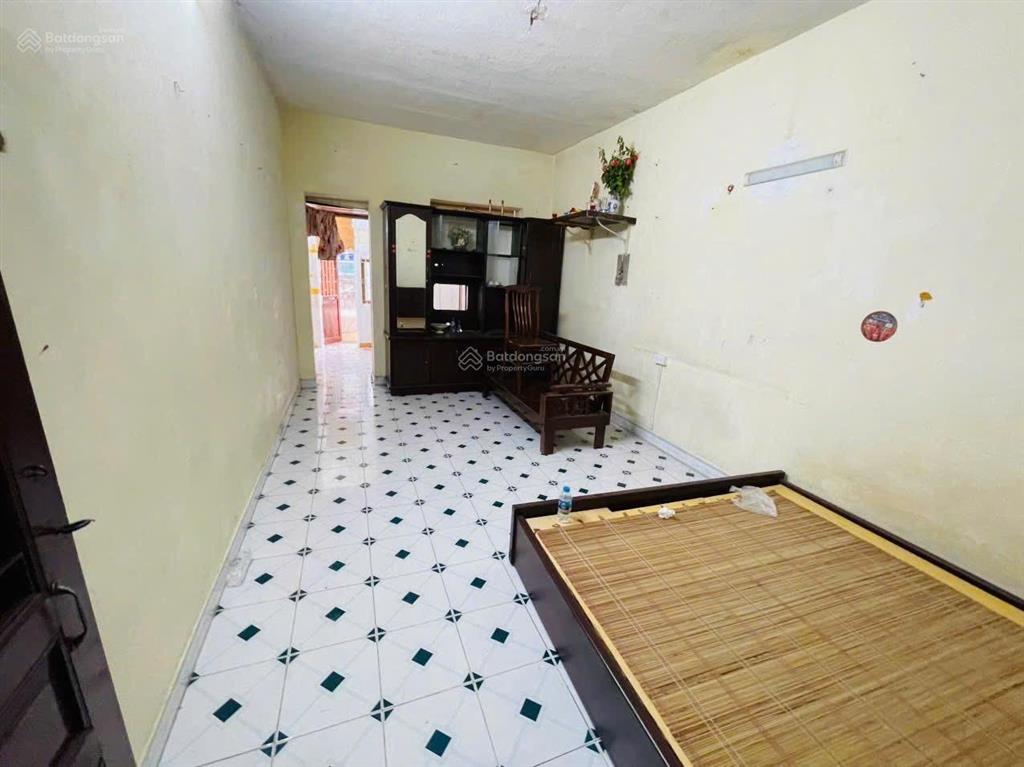 Chính chủ cho thuê nhà tập thể thành công. ba đình. hà nội 60m2 tầng thấp. giá 6tr
