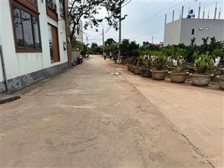 Hàng hot! bán gấp lô đất sát vành đai 4. dt 87,8m2. mt 4,5m. full thổ cư.