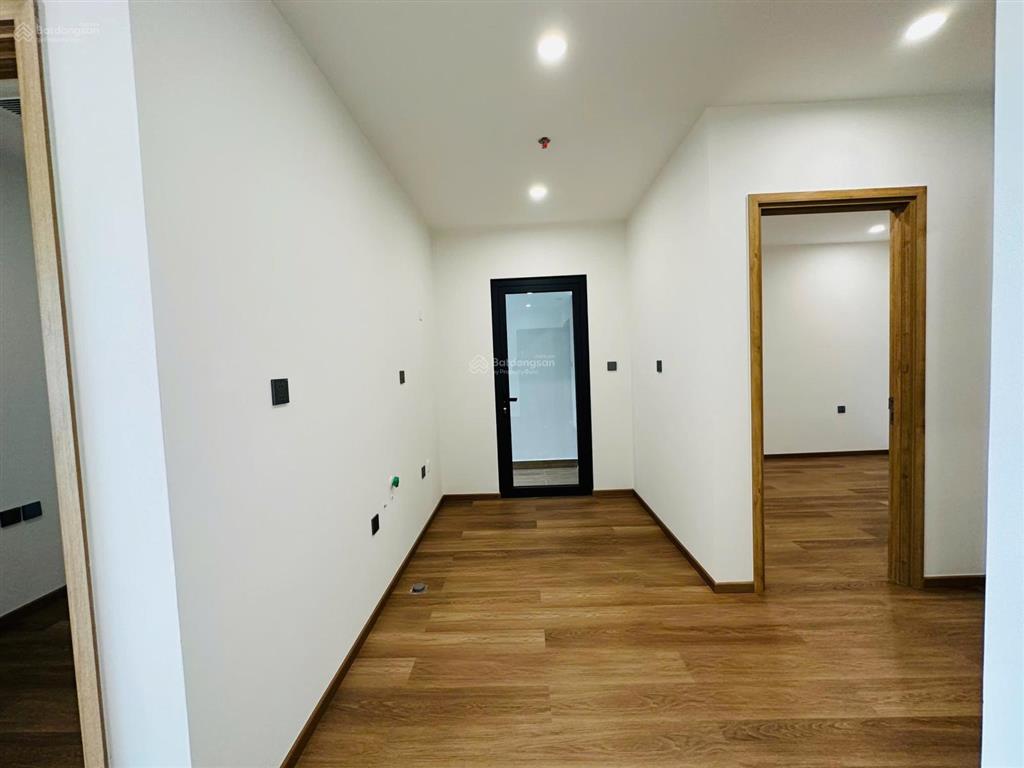 Bán gấp căn hộ 2n chung cư the fibonan. dt 56.47m2. nội thất cao cấp theo chủ đầu tư