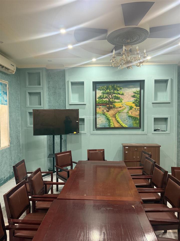 Nhượng hoặc cho thuê gấp nhà hàng full setup 385 ngõ 385 hoàng quốc việt